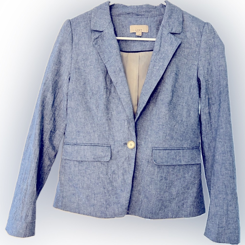 Light blue blazer